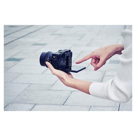 Buy Sony Alpha ILCE 6400M MP Mirrorless Digital SLR Camera