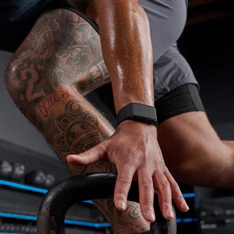 Amazfit Helio Strap Fitness Band, Black-1