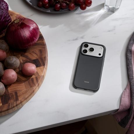 Beats Apple iPhone 17 Pro MagSafe Mobile Case, Granit Grey-1