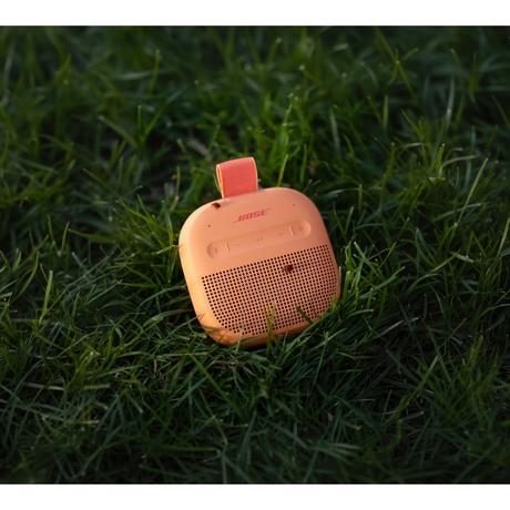 Bose Soundlink Micro Portable Bluetooth Speaker (Gen 2), Peach-5