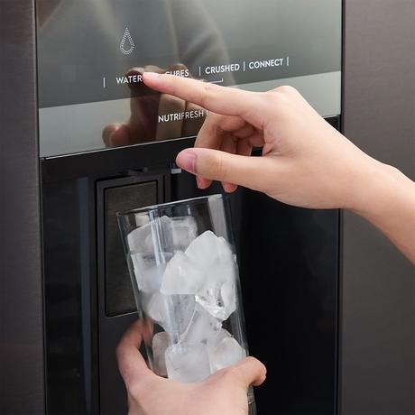 Electrolux 680 L Frost Free Side by Side Refrigerator, Glossy Dark Grey Stainless Steel, EQE6879A-B NIN-14