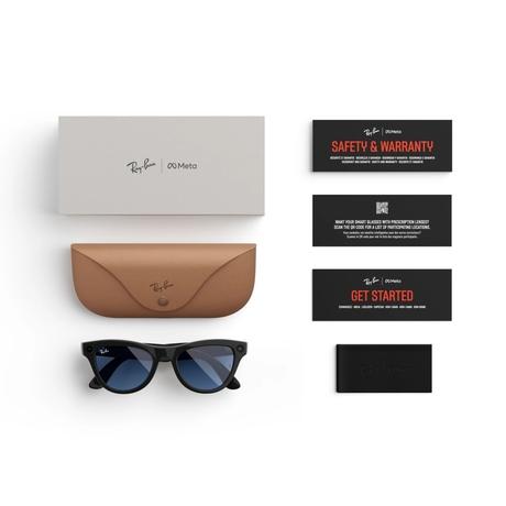 Ray-Ban Meta Skyler (Gen 1) with Meta AI, photo and video capture - Shiny Black, Transitions Cerulean Blue lenses-7