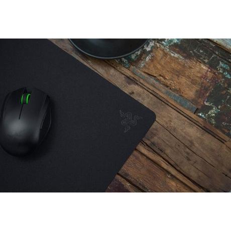 Razer Goliathus Stealth Portable Gaming Mouse Mat, Micro Textured Weave Ultra Slim 1.5 mm Thickness, Anti-Slip Black Cloth-3