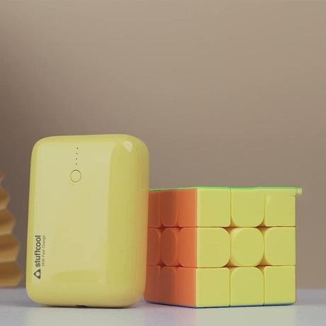 Stuffcool 10000 mAh Power Bank, Palm Smallest Yellow-6